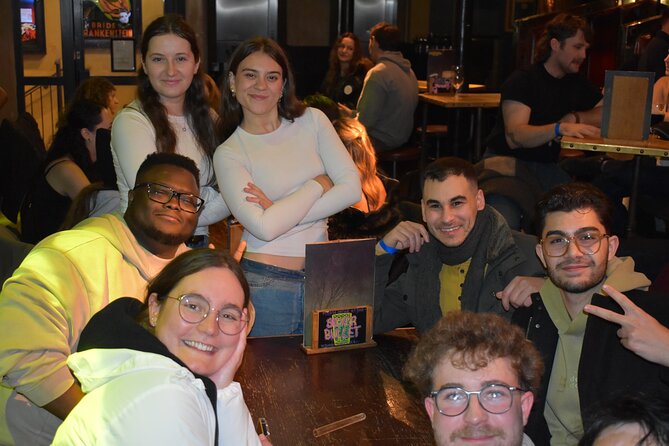 Bobby’s Bar Crawl 5 Bars, Nightclub and Scottish Ceilidh Dance - Starting on Cowgate at 9 p.m.