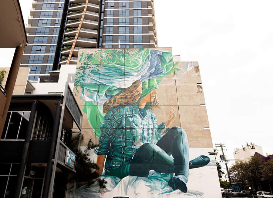 Brisbane: Small Bars and Street Art Tour with a Drink - Saturday: a more central bar evening