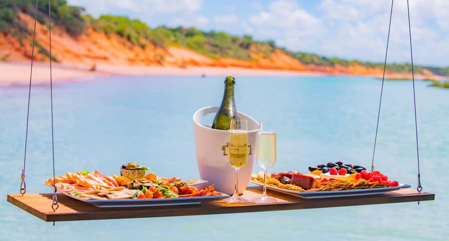BROOME: DINOSAUR ADVENTURE CRUISE - With Tapas and Cocktail - The 35-minute transfer keeps the day simple