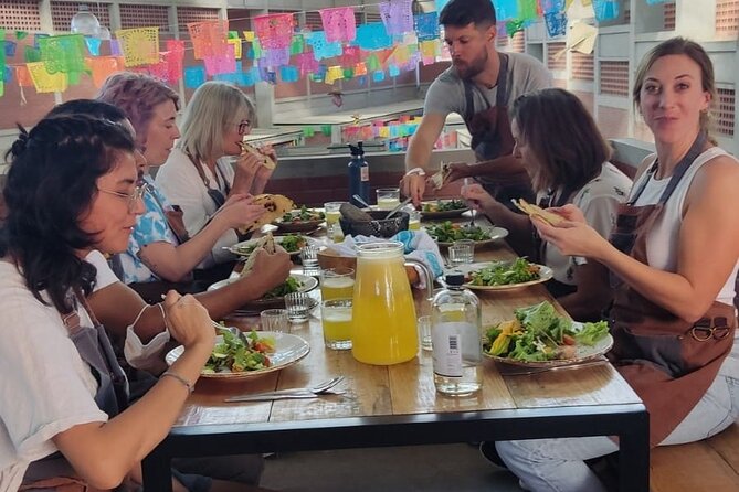 Brunch and Cocktails at the largest market in Oaxaca - Key points to know before booking