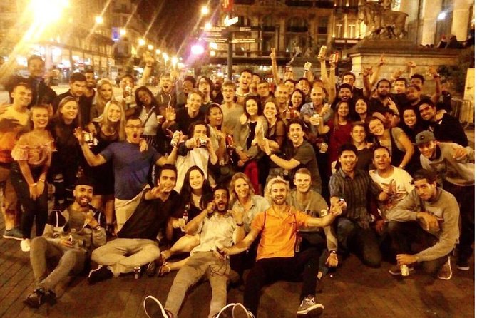 Brussels Pub Crawl - Nightlife & Party Experience - Meeting people when you arrive alone