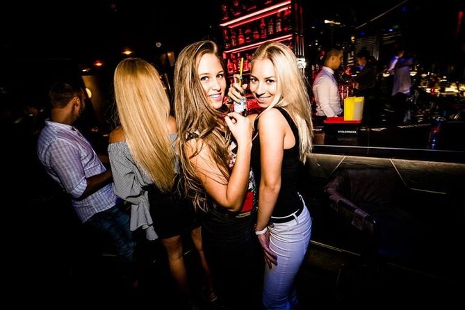 Budapest: Pub Crawl & Ruin Bar Tour – Free Shots & VIP Entry - Budapest’s ruin bars, without the guesswork