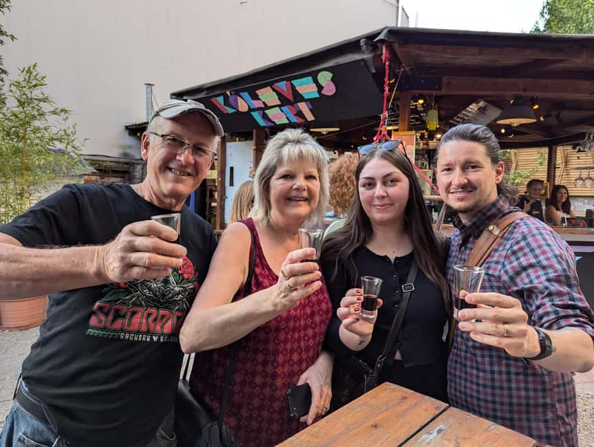 Budapest: Ruin Bars, Street Art, and Jewish Quarter Tour - Key points at a glance