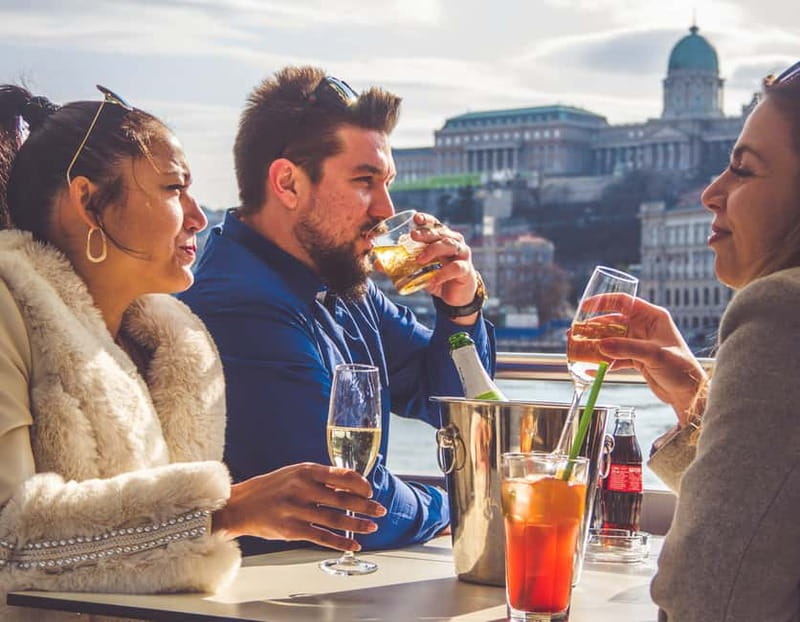 Budapest: Sunset Cruise with 2 Cocktails - Margaret Bridge and the Northern Turn