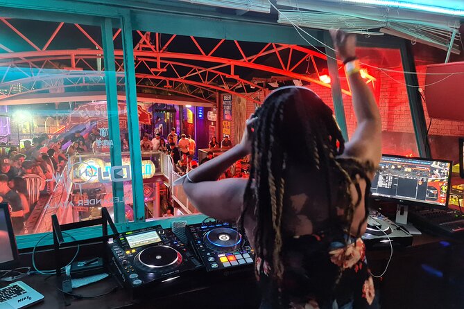 Cabo Bar Crawl - The BEST Bar and Clubs in Cabo - Crush Nightspot: where the route gets moving