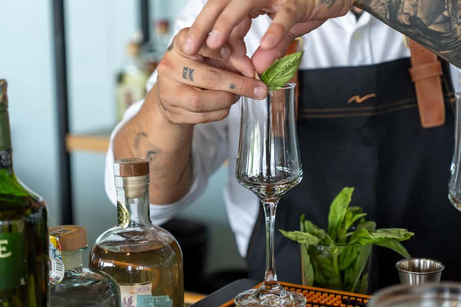 Cartagena: Colombian Cocktail Masterclass - Small details that improve the experience