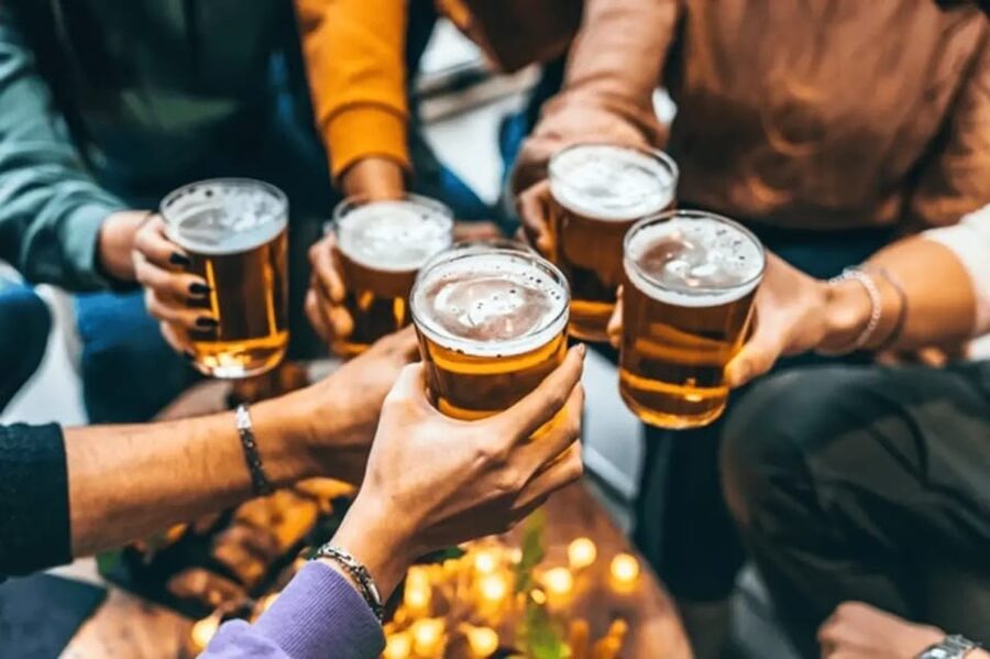 Charleston: Craft Beer and Cocktails Guided Tour - A Charleston Night That Starts Near City Market