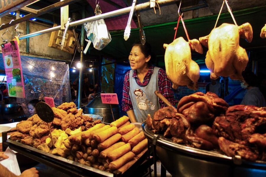 Chiang Mai: Chiang Mai Bar Hopping Guided Night Tour - North Gate Jazz Co-Op supplies the night’s musical center