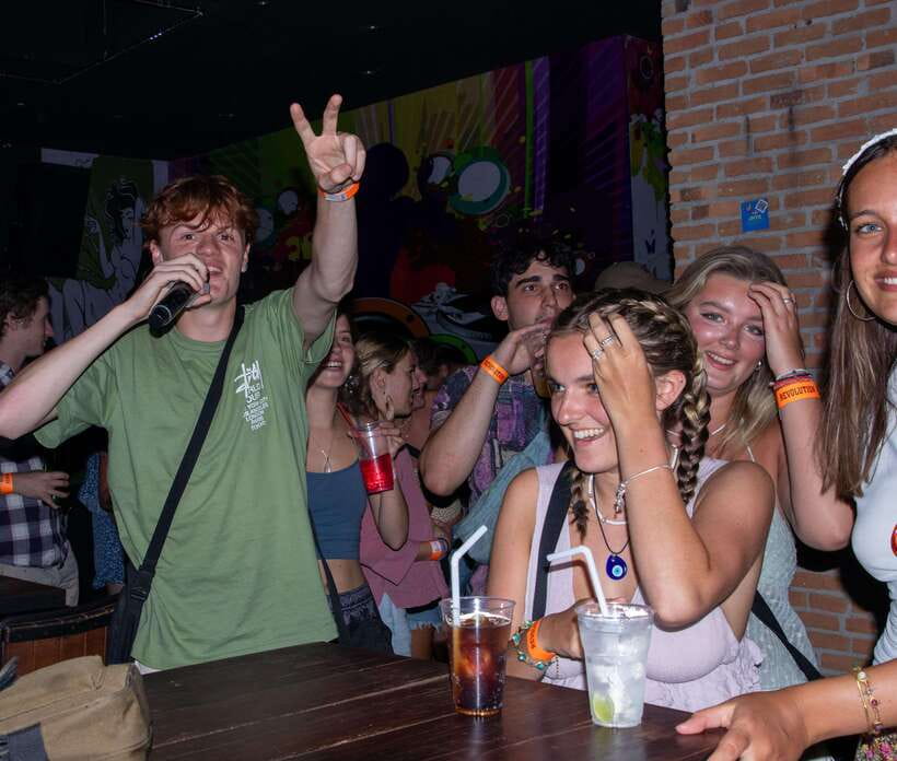 Chiang Mai Pub Crawl: The Best Nightlife in Town! - Finishing at a nightclub