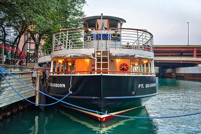 Chicago River Cocktail Cruise - What the 90-minute route shows you