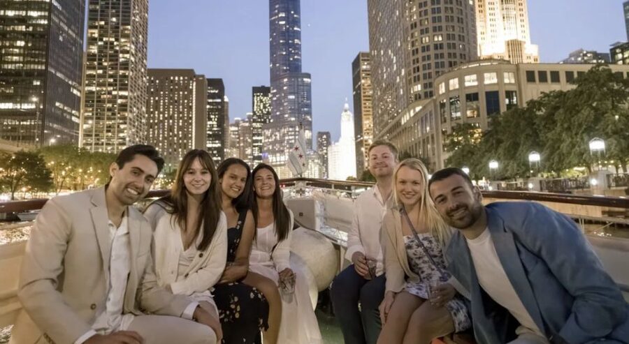 Chicago River: Guided Sunset Cocktail & Architecture Tour - Key things to know before boarding
