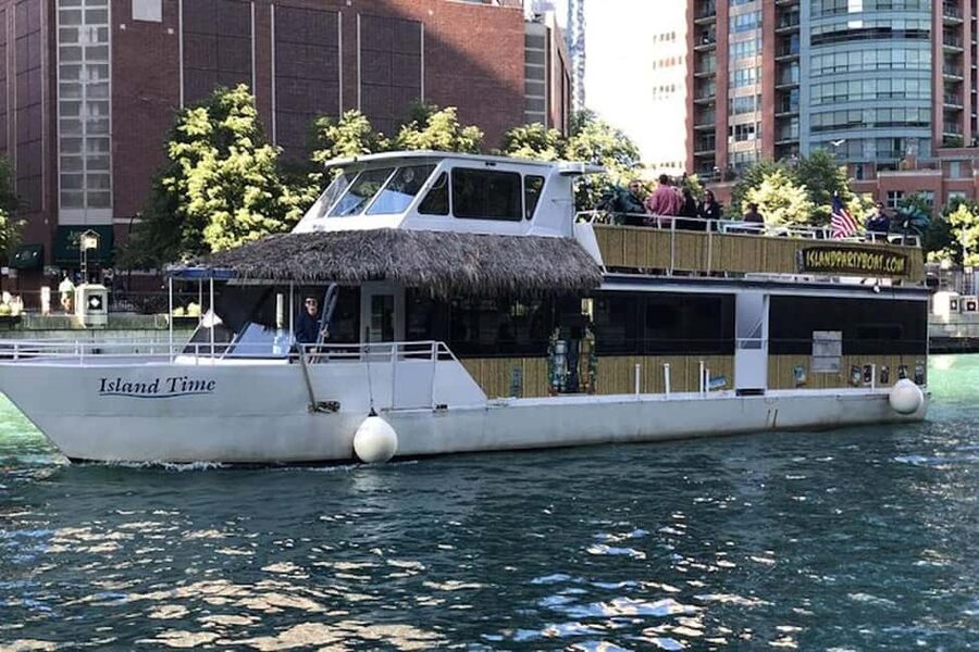 Chicago: Tiki Bar Cruise on Chicago River or Lake Michigan - Following the main, North, and South branches