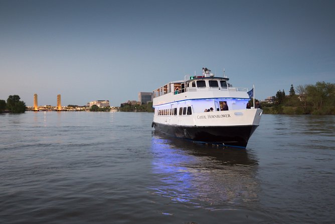 City Cruises Sacramento: Rock the Yacht Cocktail Cruise 21+ - What kind of night is Rock the Yacht?