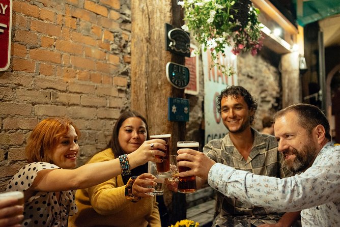 Classic Irish Pubs Private Tour of Dublin: Live Music, Beer and Nightlife - Darkey Kelly’s and the oldest part of Dublin