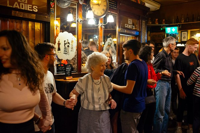 Classic Irish Pubs Private Tour of Dublin: Live Music, Beer and Nightlife - Walking through the old Viking quarter