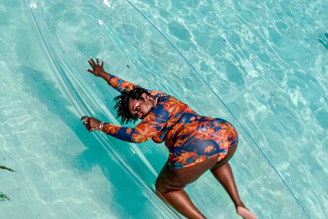Clear Kayak Photoshoot+Free Cocktail Nassau, Bahamas - What you receive after the camera stops
