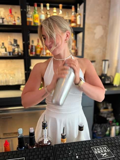 Cocktail course Mallorca - Who should book this Cala dOr activity?