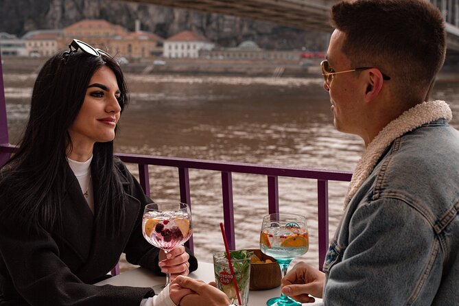Cocktail Cruise and City Views on the Danube in Budapest - Margaret Bridge and Chain Bridge