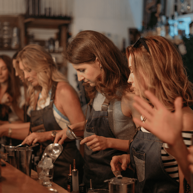 Cocktail Escape Game - Mixing, tasting, and guessing your way forward