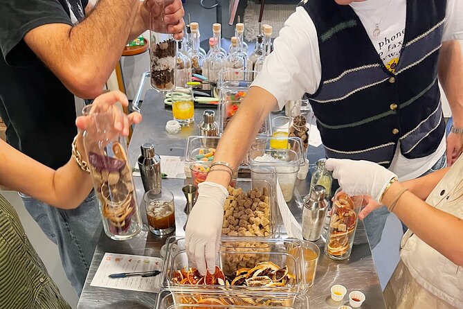 Cocktail Infusion Activity in Starland District - Learning how liquor infusions work