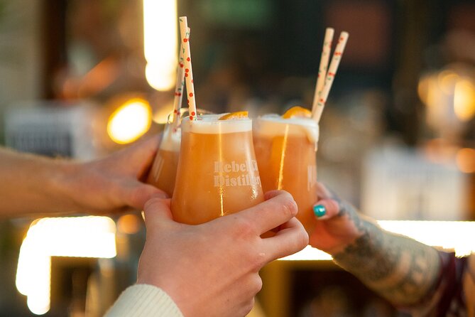 Cocktail Masterclass & Distillery Tour Combo - Why this Cork cocktail class feels different