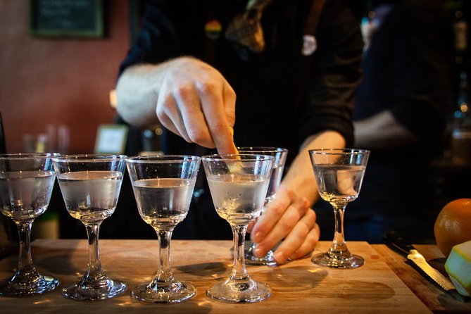 Cocktails & Tastes Tour in Colorado Springs - Four drinks and a taste of downtown Colorado Springs