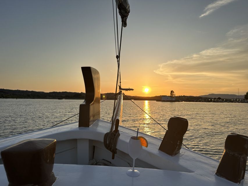 Corfu: Sunset Cruise on Classic Boat with Cocktails & Snacks - Arriving near Pontikonissi at sunset