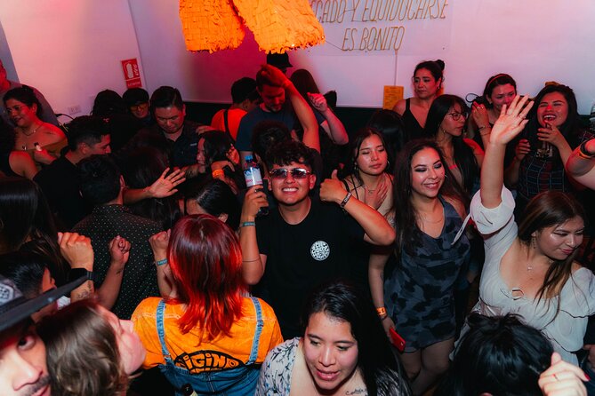 Cusco Pub Crawl: Bar Tour, Drinks And Club with no waiting lines - Limbus Restobar and the city view