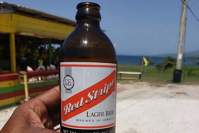 Customized Bar Hopping Tours From Montego Bay Resorts - A closer look at Beans as your host