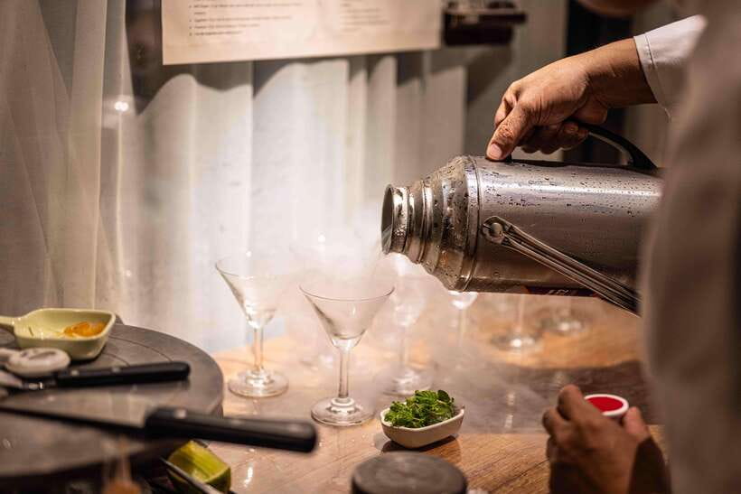 Da Nang: Private Cocktail Tasting with Top Local Mixologists - Stop one: two drinks in an intimate hideaway