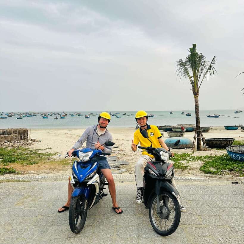 Danang Private Guided Night Tour and Bar - From a welcome drink to Da Nang bars
