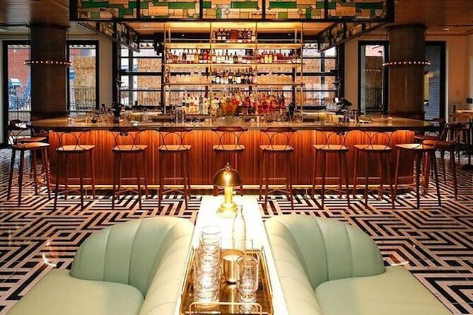 Denver Cocktails Tour - A cocktail tour built around Denver’s center