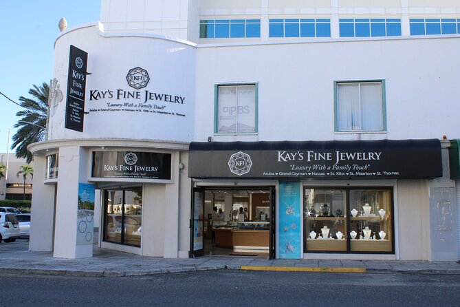 Diamonds and Cocktails a Shopping Experience in Grand Cayman - Key points at a glance