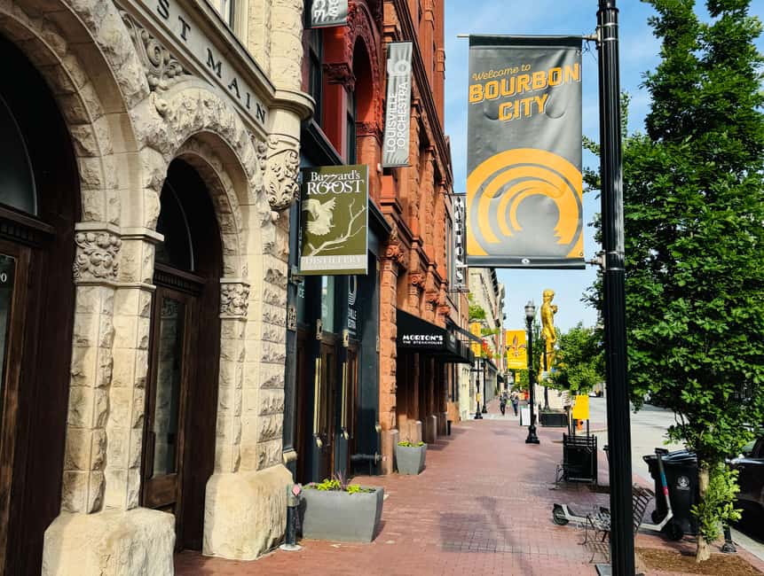 Downtown Louisville: Misfits and Mayhem Walk with Cocktail - Key points to know before you book