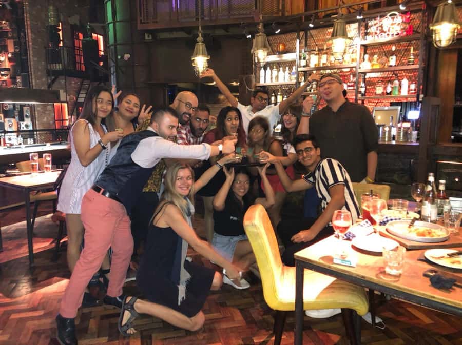Dubai: Pub Crawl Nightlife Tour - The guides make or break the experience