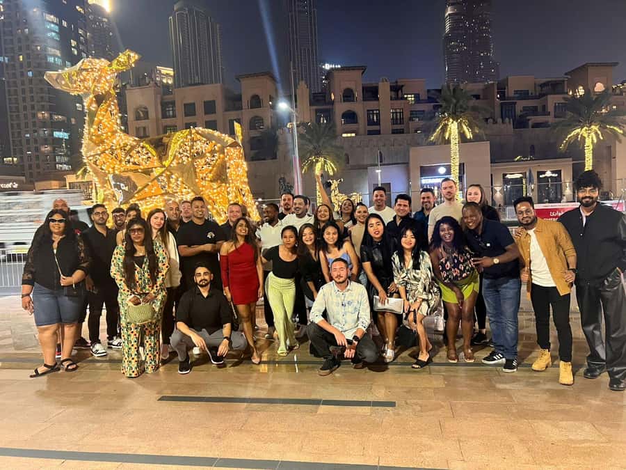 Dubai: Pub Crawl Nightlife Tour - Dress for the door, not just the bus