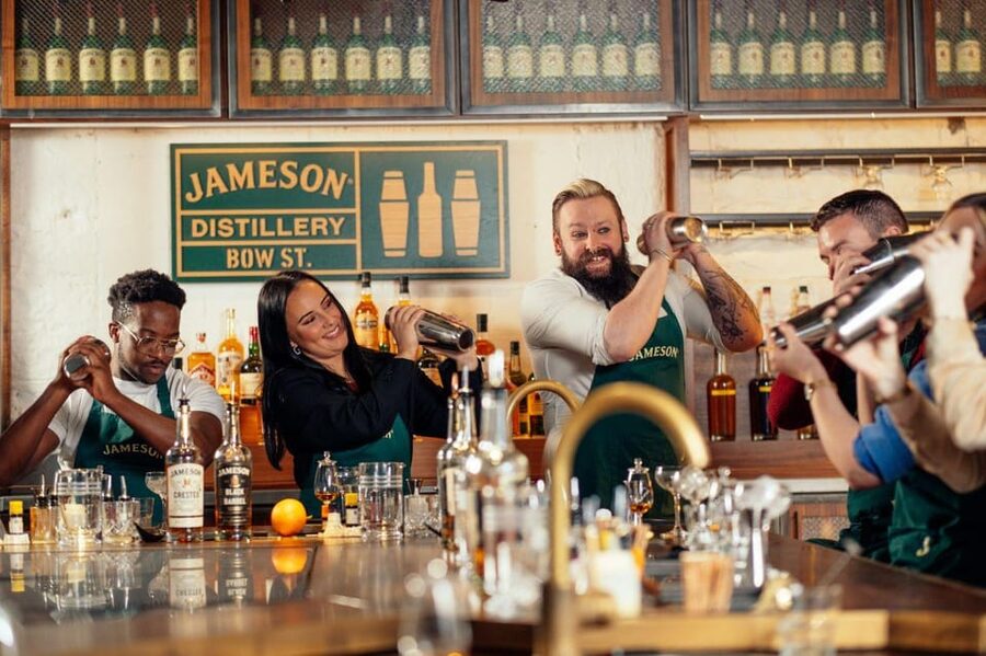 Dublin: Jameson Distillery Whiskey Cocktail-Making Class - Learning from a Jameson Brand Ambassador