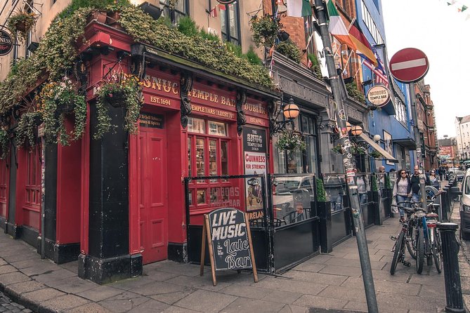 Dublin Private Custom Tour, Off-The-Beaten-Path in Temple Bar with a Local - What the three-hour walking pace feels like