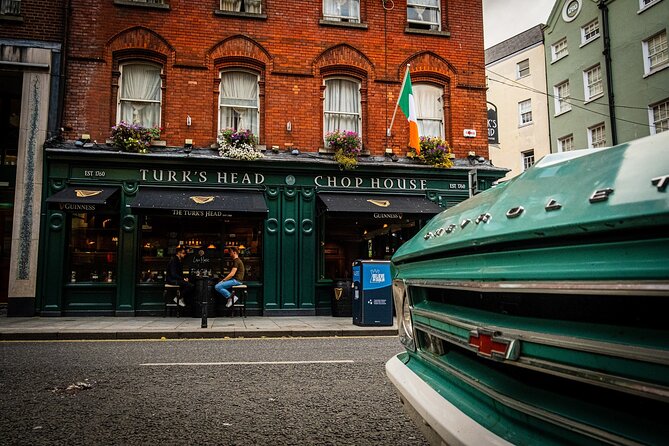 Dublin Temple Bar Night Tour - Meeting at Barnardo Square