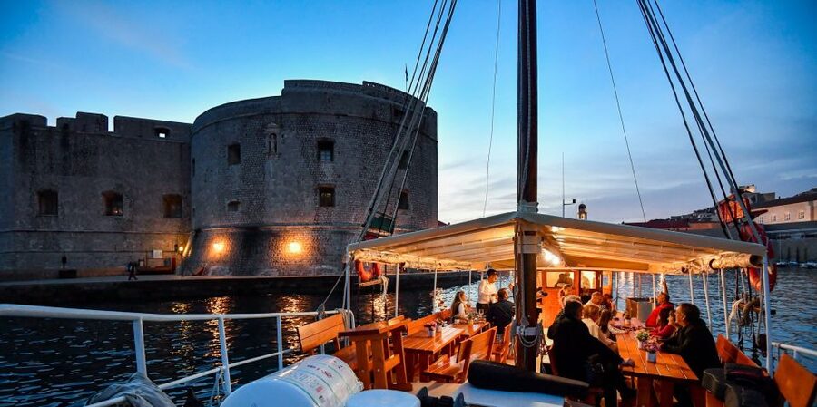 Dubrovnik: Panoramic Sunset Cocktail Cruise Around Old Town - Is $69 a fair price?