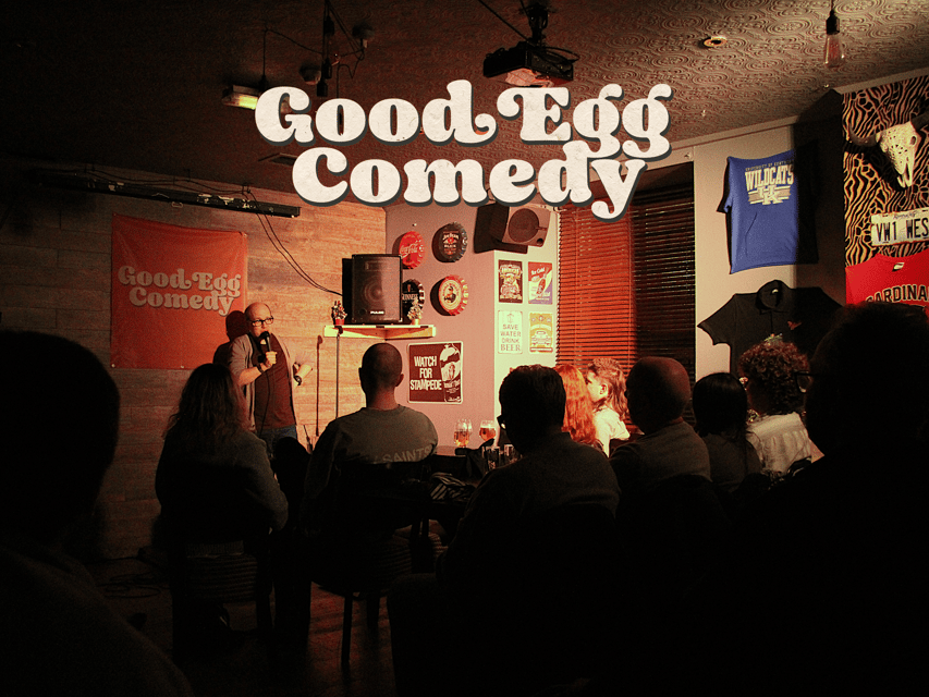 Edinburgh: Scottish Comedy Night at an Old Town Cocktail Bar - What the Thursday night actually feels like
