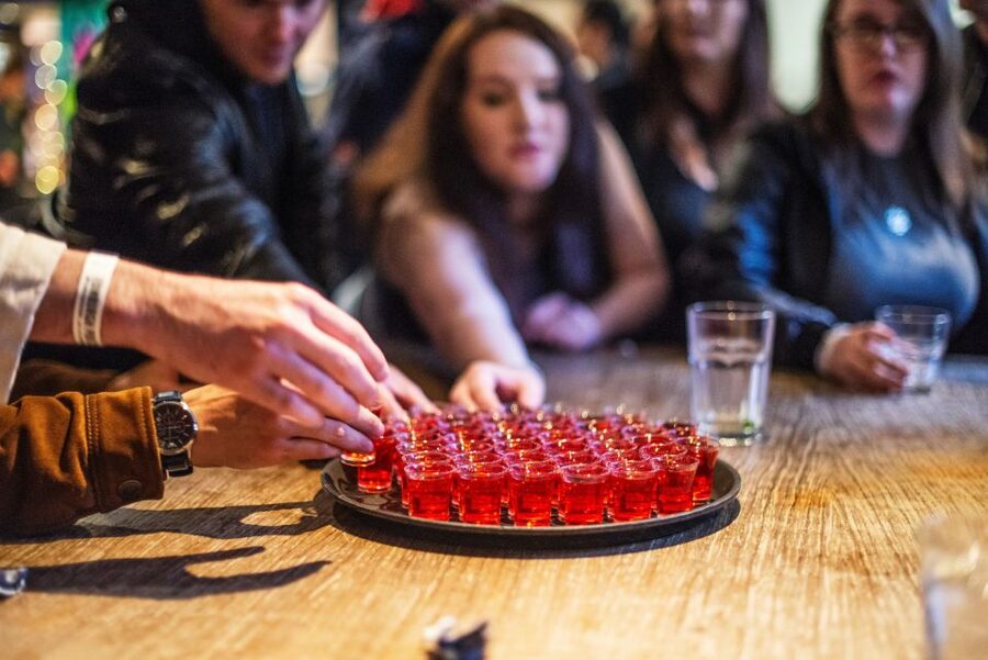 Edinburgh: The Original Pub Crawl 7 Bars 7 Shots & Discounts - The middle of the crawl brings more variety