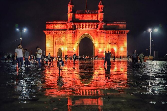 Experience the Vibrant and Exciting Nightlife of Mumbai - Mumbai after sunset, from beach lights to grand buildings