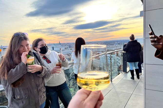 Explore Madrid Rooftop Bars - Key points to know before you book