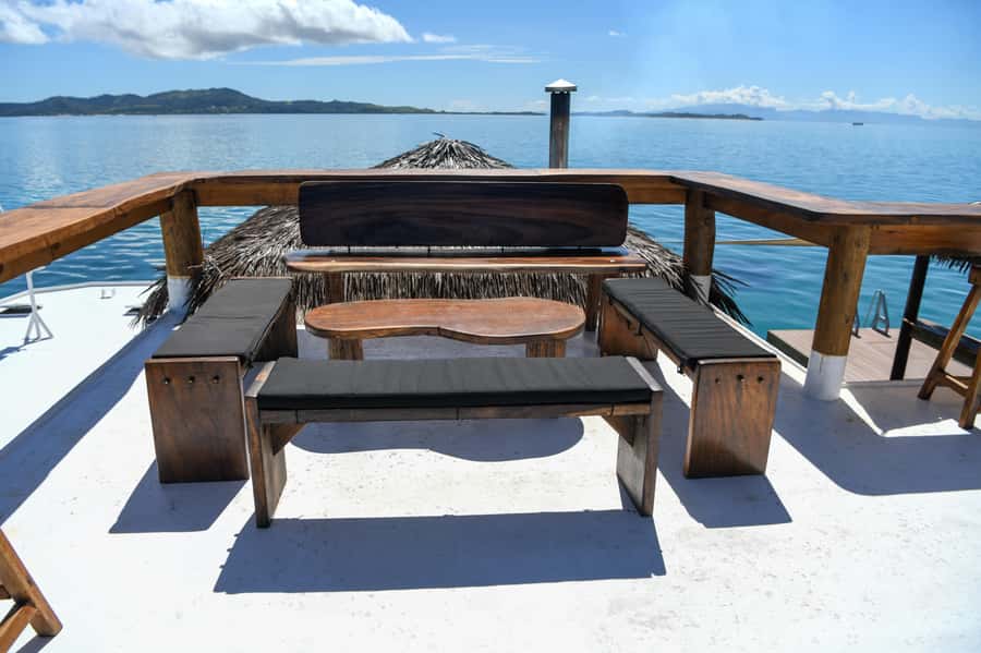 Fiji: Cloud 9 Floating Bar and Pizzeria Day Trip - Should you book the Cloud 9 day trip?