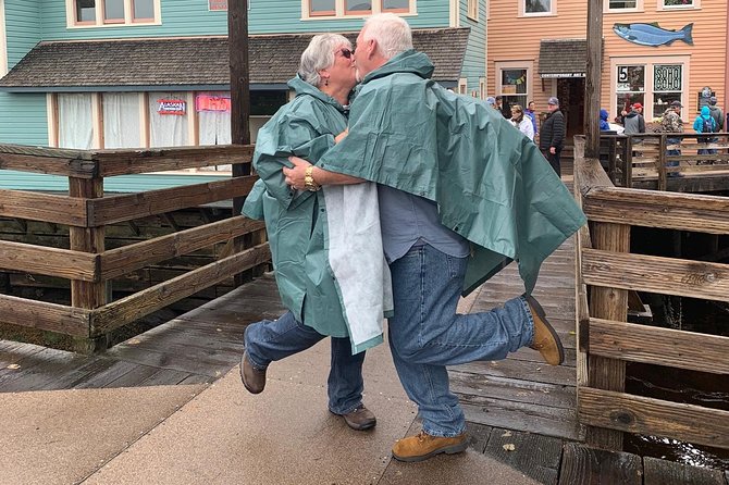 Fish Tales & Ales - 90 minute Historical Walking Tour of Fishing Fleet and Bars - Walking the fishing fleet docks