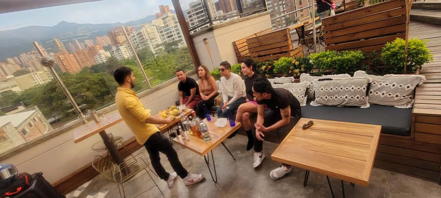 Flavours Of Colombia Fruit & Cocktail Tasting - Meeting at Hostel Rango Boutique