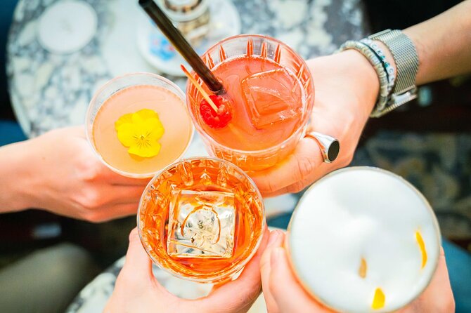 FOOD Tour with Roof Top Bar in Helsinki - The guides are a major part of the experience