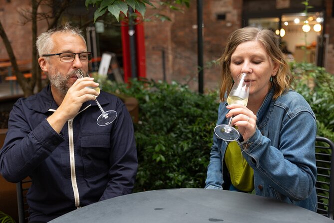 Four hour walking wine tasting tour of Manchester's best bars - Four bars, one walking route through Manchester