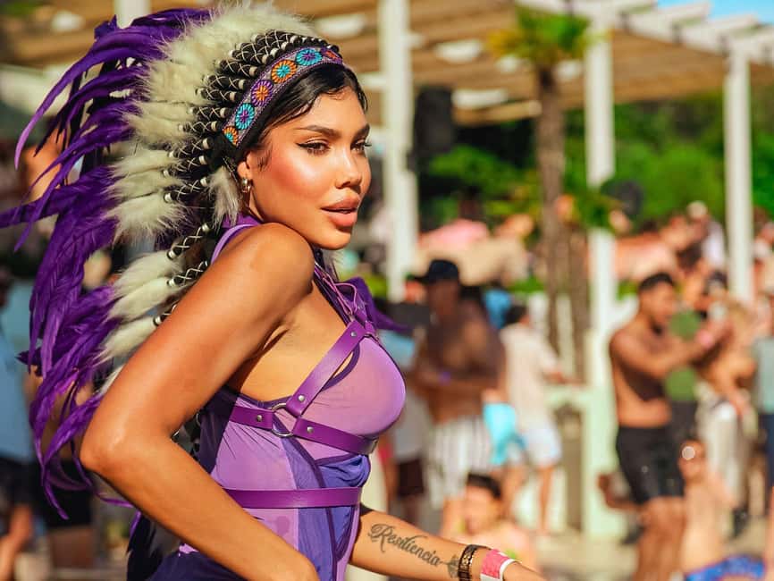 From Split: Brač Island Beach Bar and Pool Party - What the $38 price really covers